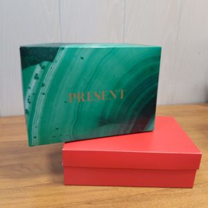 Коробки складные 30*20*9см в ассортименте