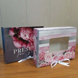 Коробки складные 31*24*9см в ассортименте