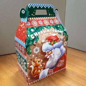 Коробка НГ "Здравствуй ДМ" 2500гр 210*120*170/250мм мкг