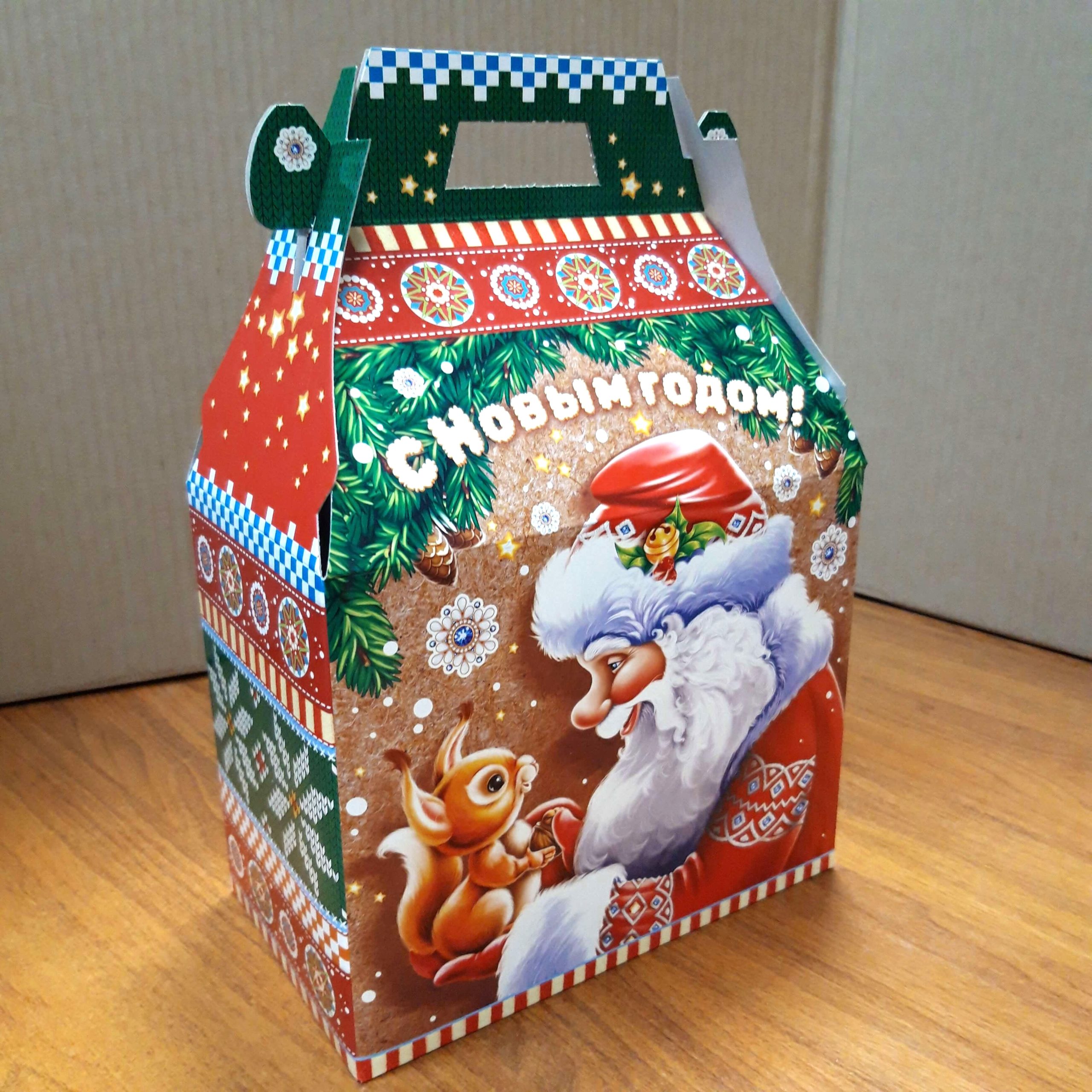 Коробка НГ "Здравствуй ДМ" 2500гр 210*120*170/250мм мкг